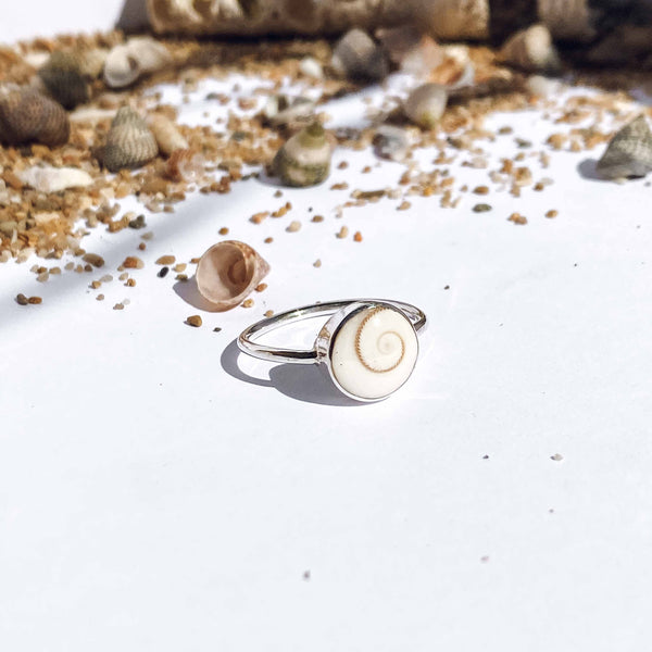 Wind and Soul Rings Shiva Shell Ring