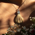 Scallop Shell Necklace - Yellow Moonstone
